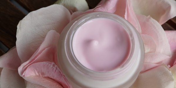 cosmetics-gf7c0dec16_1920